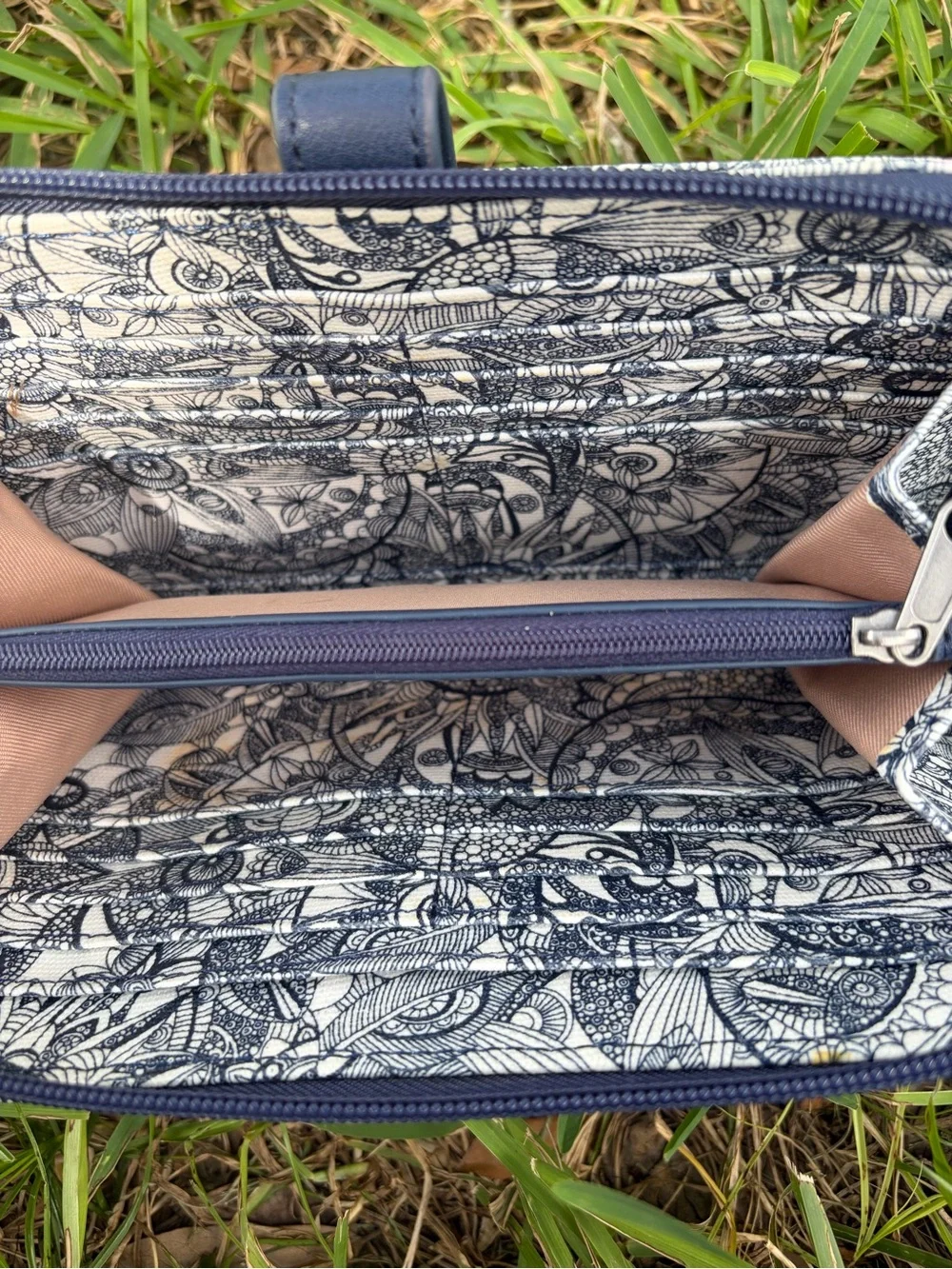Sakroots Navy and White Floral Crossbody Clutch